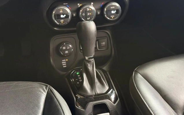 imagem-https://www.socarrao.com.br/sc-vehicle-images-prod/4260233/1790955824607-8536361_13_B_175df750e6.jpeg
