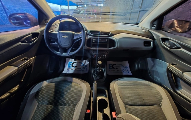 imagem-https://www.socarrao.com.br/sc-vehicle-images-prod/4260245/1790944145477-Ny03NTlhODk4ODQxMTJmYzVmYzkxYTk1ZjU0MGI3M2QyZS5qcGc.jpg