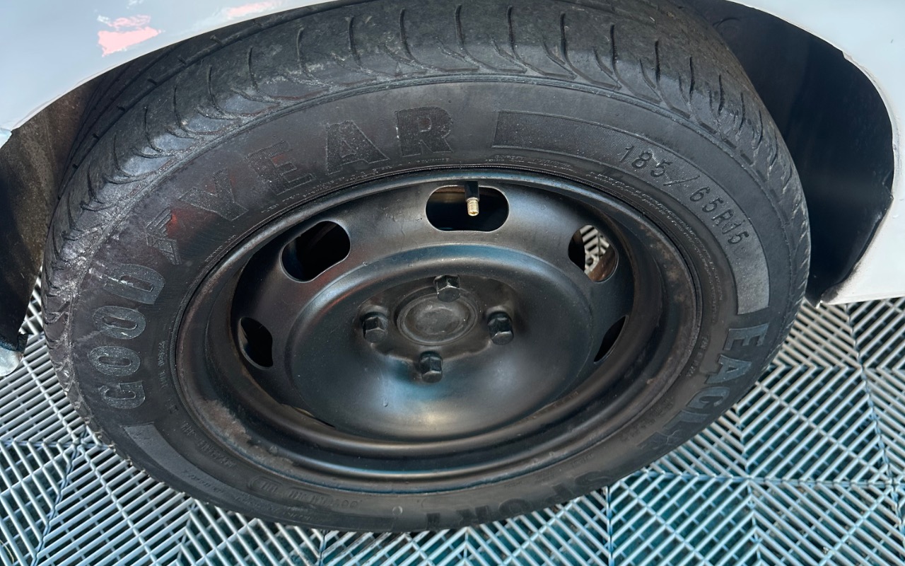 imagem-https://www.socarrao.com.br/sc-vehicle-images-prod/4260247/1790944154823-SU1HXzY3ODIuanBlZw.jpeg