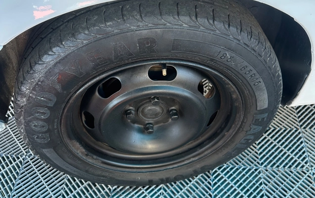 imagem-https://www.socarrao.com.br/sc-vehicle-images-prod/4260247/1790944154823-SU1HXzY3ODIuanBlZw.jpeg
