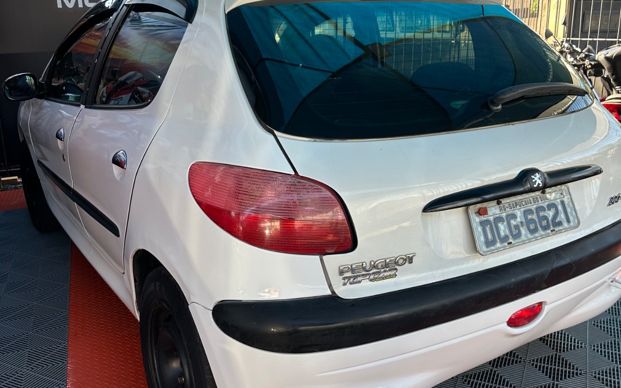 imagem-https://www.socarrao.com.br/sc-vehicle-images-prod/4260247/1790944155474-SU1HXzY3NzQuanBlZw.jpeg