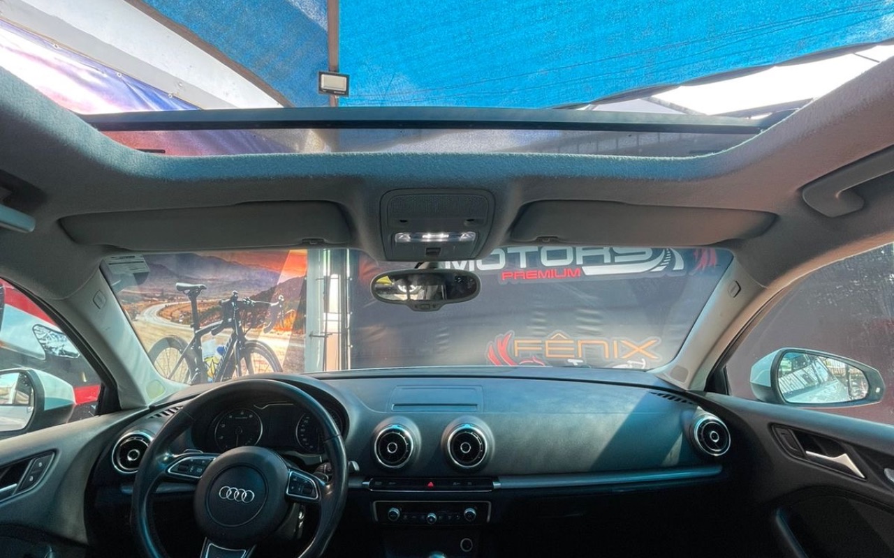 imagem-https://www.socarrao.com.br/sc-vehicle-images-prod/4260261/1790944358662-Y2Y1Yzk4ZDAtNzY4OS00NTA3LWIxODctNDNhYjRiMmRmYWJmLmpwZWc.jpeg