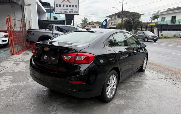 imagem-https://www.socarrao.com.br/sc-vehicle-images-prod/4260294/1790944482876-a3db2d6241d241c5aa08fa49536d6607_1790944355987.jpg