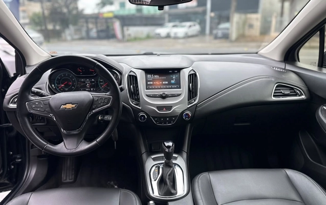 imagem-https://www.socarrao.com.br/sc-vehicle-images-prod/4260294/1790944482881-4e8fa10a89c9467db6b5d1f8ccba8fd4_1790944356005.jpg