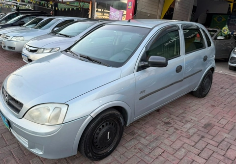 Chevrolet Corsa 2006 Prata — foto 1 de 3