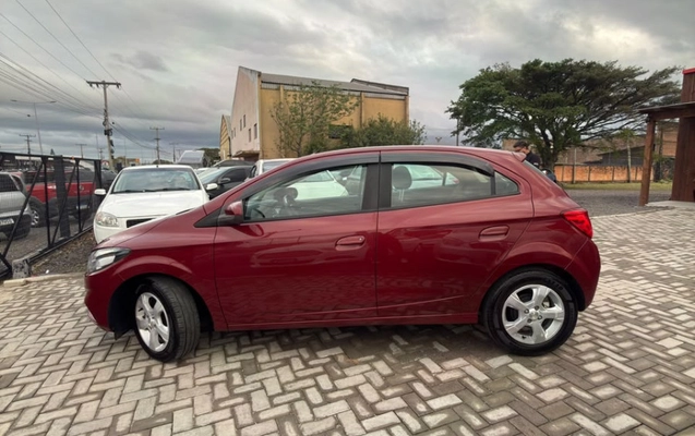 imagem-https://www.socarrao.com.br/sc-vehicle-images-prod/4260322/1790944669938-UWXT4WARzp4eB3pJcLfje1Z3jfuIbOvJ.jpg
