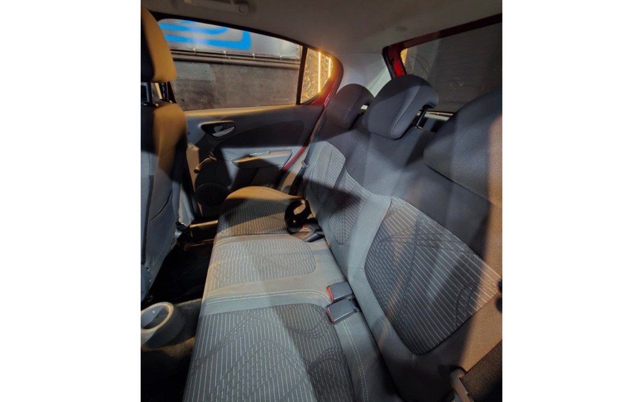 imagem-https://www.socarrao.com.br/sc-vehicle-images-prod/4260348/1790944810752-YTEwLTMyMWE4MzA2MDc4ODE5YWIyYjQwODVlYTU0OWM2ZDY2LmpwZw.jpg