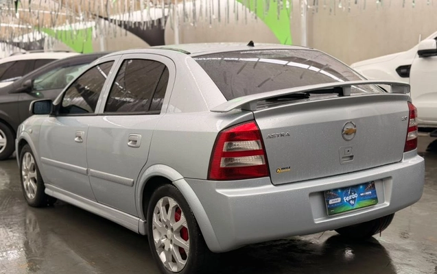 imagem-https://www.socarrao.com.br/sc-vehicle-images-prod/4260365/1790944987038-gb-2f3b7fb.jpg