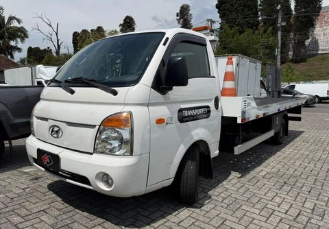 Hyundai HR 2009 Branco — foto 1 de 3