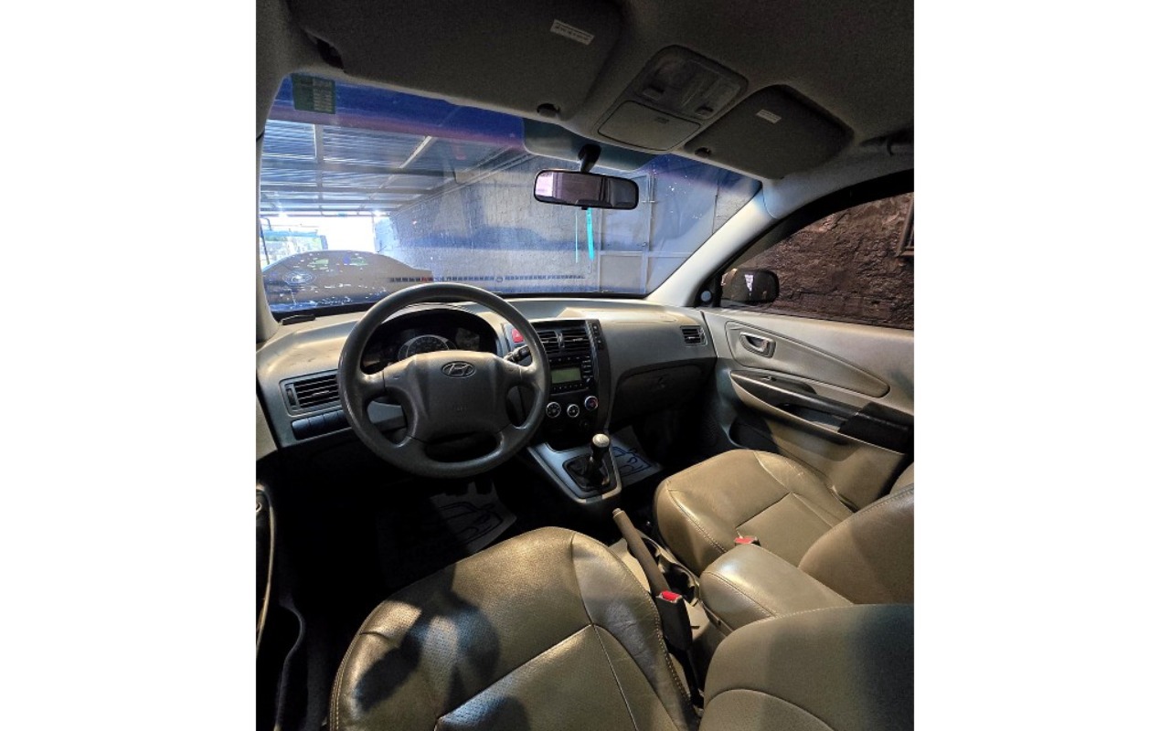 imagem-https://www.socarrao.com.br/sc-vehicle-images-prod/4260457/1790945680929-OC1iOGUyNWRlZWEwOWQzNGQxYzMyYzg1NmJlZWVhNTNlNy5qcGc.jpg