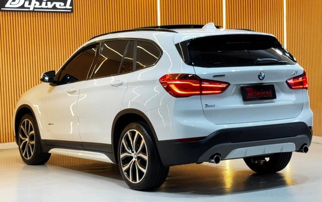 imagem-https://www.socarrao.com.br/sc-vehicle-images-prod/4260462/1790945733497-8486715_8_B_f0e57288a8.jpeg