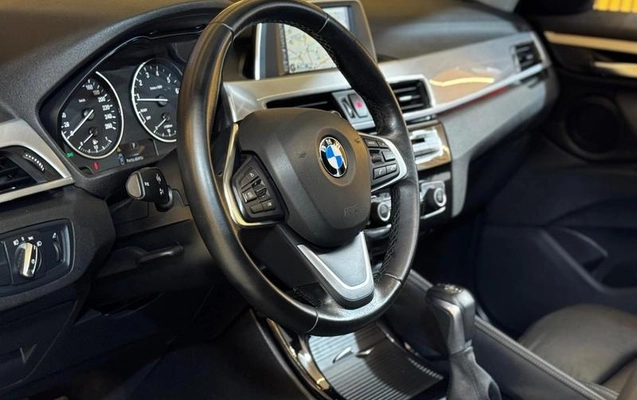 imagem-https://www.socarrao.com.br/sc-vehicle-images-prod/4260462/1790945733505-8486715_13_B_1e9ad93766.jpeg
