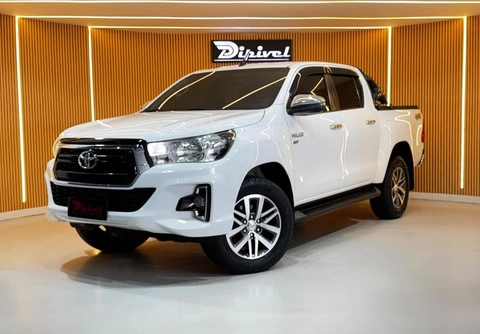 Toyota Hilux 2020 Branco — foto 1 de 3
