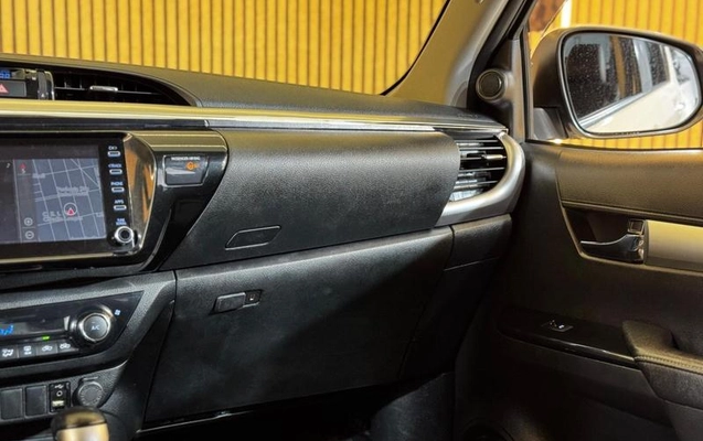 imagem-https://www.socarrao.com.br/sc-vehicle-images-prod/4260466/1790945788018-8533815_17_B_2bb26e51d7.jpeg