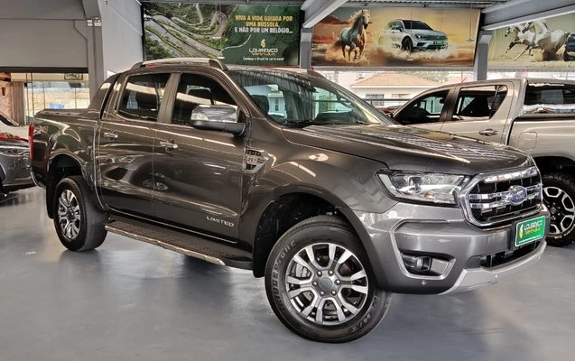 imagem-https://www.socarrao.com.br/sc-vehicle-images-prod/4260467/1792683966252-TVG0xcw5AY2ZB9C68DPqtwTwnP6U7Ssq.jpg