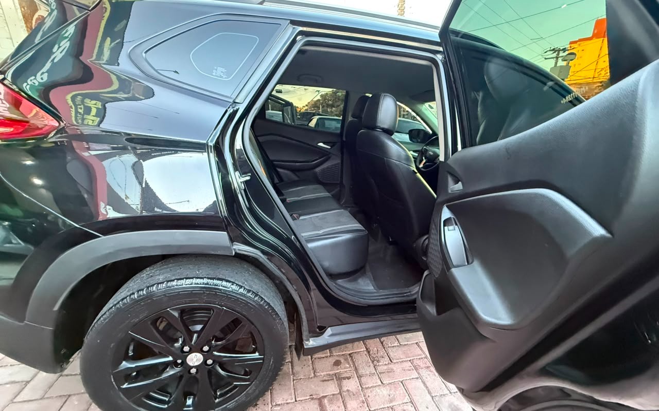 imagem-https://www.socarrao.com.br/sc-vehicle-images-prod/4260468/1790945823791-V2hhdHNBcHAgSW1hZ2UgMjAyNi0wNi0xNyBhdCAxMC40NS4wMy5qcGVn.jpeg