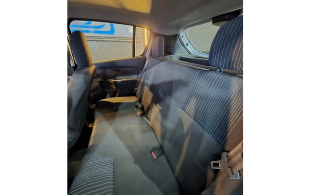 imagem-https://www.socarrao.com.br/sc-vehicle-images-prod/4260491/1790945936614-YTEwLTIyN2M4ZGQwMjY3ODU1MDZlMzhkZDY3MzE5NzcxNGIwLmpwZw.jpg
