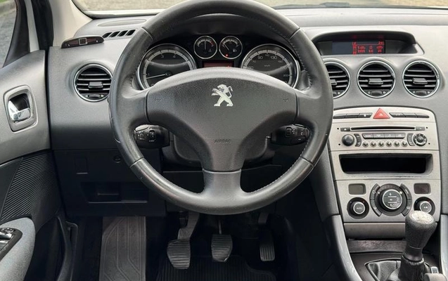 imagem-https://www.socarrao.com.br/sc-vehicle-images-prod/4260560/1791064030049-8536591_2_B_2e62afaa87.jpeg
