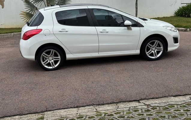 imagem-https://www.socarrao.com.br/sc-vehicle-images-prod/4260560/1791764733190-8536591_2_B_50307aaa14.jpeg
