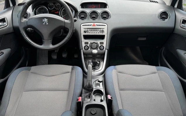 imagem-https://www.socarrao.com.br/sc-vehicle-images-prod/4260560/1791764733200-8536591_20_B_de48800831.jpeg