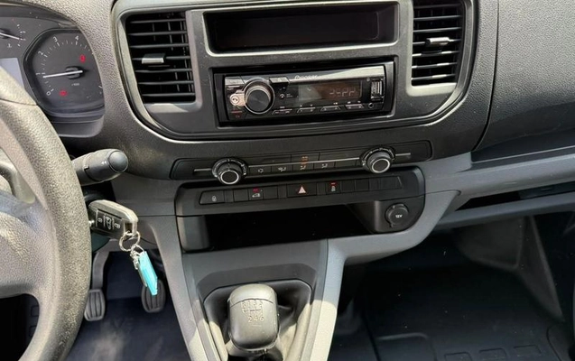 imagem-https://www.socarrao.com.br/sc-vehicle-images-prod/4260568/1791404387641-8524241_21_B_1c939b3a41.jpeg