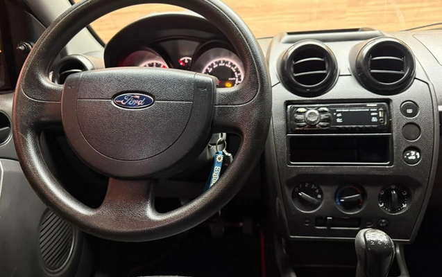 imagem-https://www.socarrao.com.br/sc-vehicle-images-prod/4260594/1790946356809-a6rJcbCQCJVF2uNliPLbN7RTBHOyH5OW.jpg