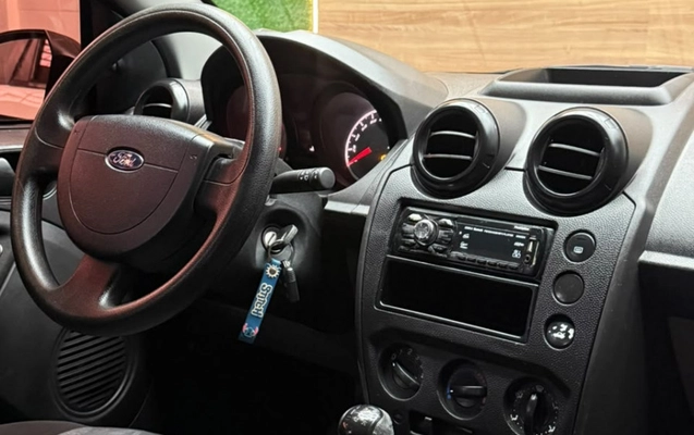 imagem-https://www.socarrao.com.br/sc-vehicle-images-prod/4260594/1790946356810-9yICIdwYj07xG6SwXHIjWO1yXgs6sCjp.jpg