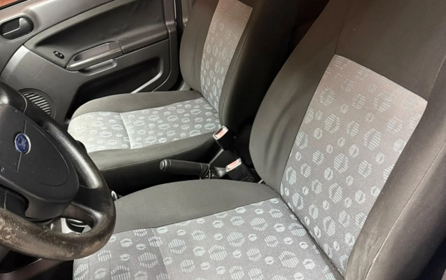 imagem-https://www.socarrao.com.br/sc-vehicle-images-prod/4260594/1790946356815-Qa6cNPaHdwBm8Z1VotV7fEilpwatfZbl.jpg
