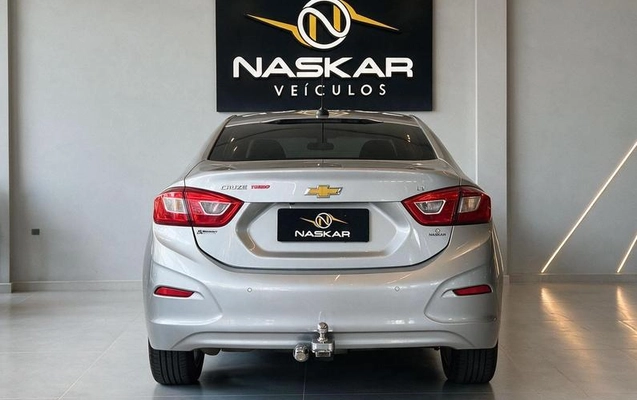 imagem-https://www.socarrao.com.br/sc-vehicle-images-prod/4260665/1790946696737-8501687_5_B_fd1f414a68.jpeg