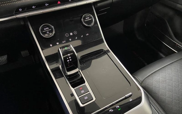 imagem-https://www.socarrao.com.br/sc-vehicle-images-prod/4260752/1792510523180-8529256_10_B_1f89ddaebd.jpeg