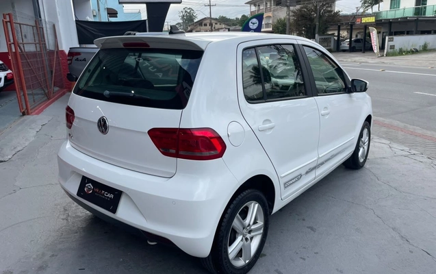 imagem-https://www.socarrao.com.br/sc-vehicle-images-prod/4260754/1790947462171-decc8518cec94d7fbcb9f3a0be69d3c3_1790947231181.jpg