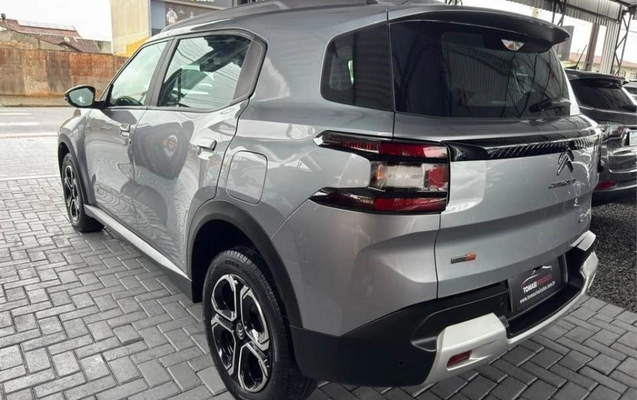 imagem-https://www.socarrao.com.br/sc-vehicle-images-prod/4260766/1790947561047-7_051527.jpg