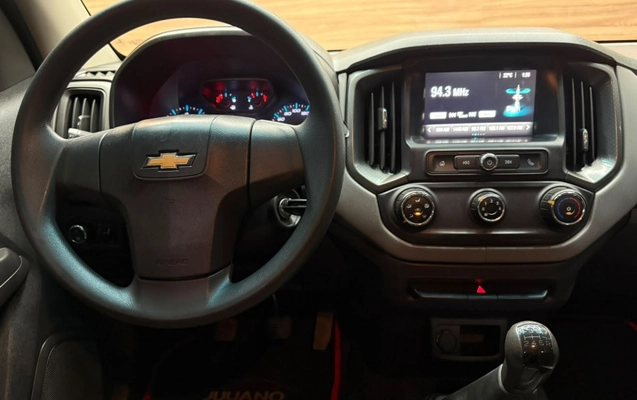 imagem-https://www.socarrao.com.br/sc-vehicle-images-prod/4260801/1790948004572-rqQdmwmuP3c4r61AXZxKUbNlqFmaY290.jpg