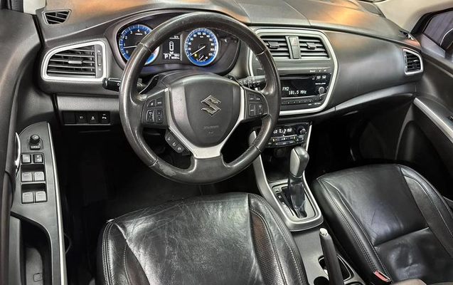 imagem-https://www.socarrao.com.br/sc-vehicle-images-prod/4260857/1791656447752-8446060_1_B_3e04774625.jpeg