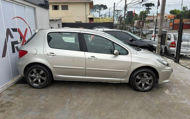 imagem-https://www.socarrao.com.br/sc-vehicle-images-prod/4260908/1790948341864-8379241_11_B_a630665efc.jpeg