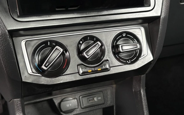 imagem-https://www.socarrao.com.br/sc-vehicle-images-prod/4261001/1790949020497-V2hhdHNBcHAgSW1hZ2UgMjAyNi0xMC0wMSBhdCAxNi41MC40MSAoMikuanBlZw.jpeg