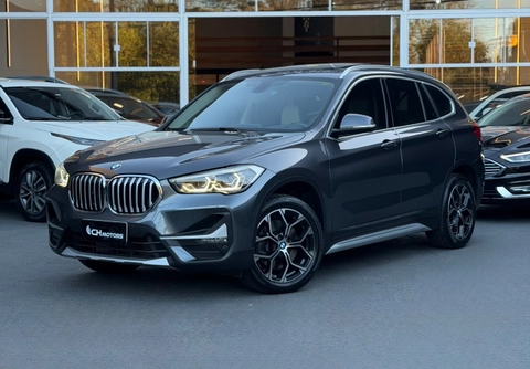 Bmw X1 2022 Cinza — foto 1 de 3