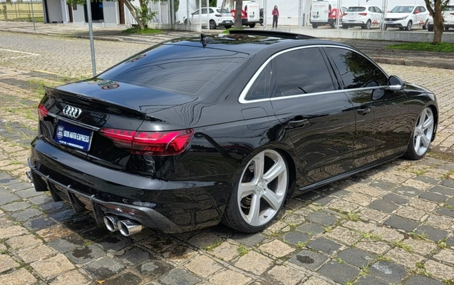 imagem-https://www.socarrao.com.br/sc-vehicle-images-prod/4261038/1791979949900-6yECamZlg1qpz9gt0TF8XohG0n4WcaHj.jpg
