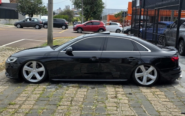imagem-https://www.socarrao.com.br/sc-vehicle-images-prod/4261038/1791979949906-yQNLQKoNlymSHiTxw8UPDFKEYpZgNMjY.jpg