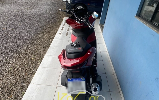 imagem-https://www.socarrao.com.br/sc-vehicle-images-prod/4261062/1790949468715-JcYxID9NywAKCsdTe56b8wxYSD8qDhLh.jpg