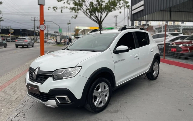 imagem-https://www.socarrao.com.br/sc-vehicle-images-prod/4261067/1790949537128-7163342f50ab40649fdce992961d00ef_1790949486050.jpg