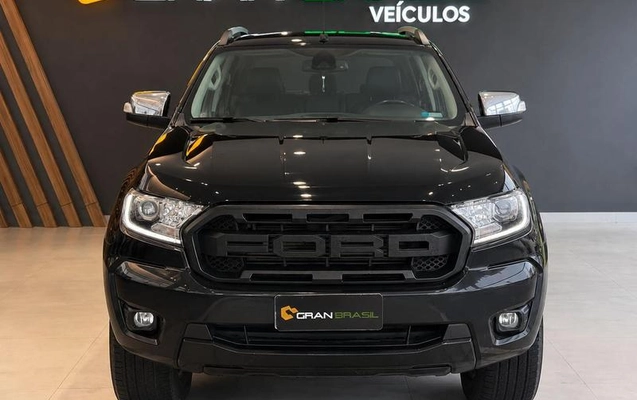 imagem-https://www.socarrao.com.br/sc-vehicle-images-prod/4261111/1791209961861-8536941_15_B_edc7e21f1a.jpeg