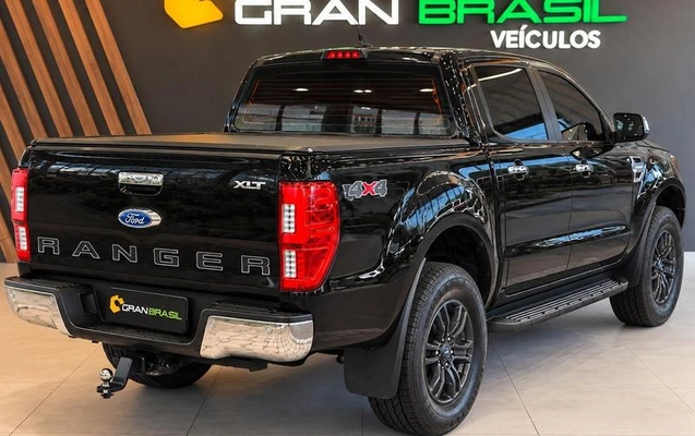 imagem-https://www.socarrao.com.br/sc-vehicle-images-prod/4261111/1791209961862-8536941_14_B_fee45ba591.jpeg