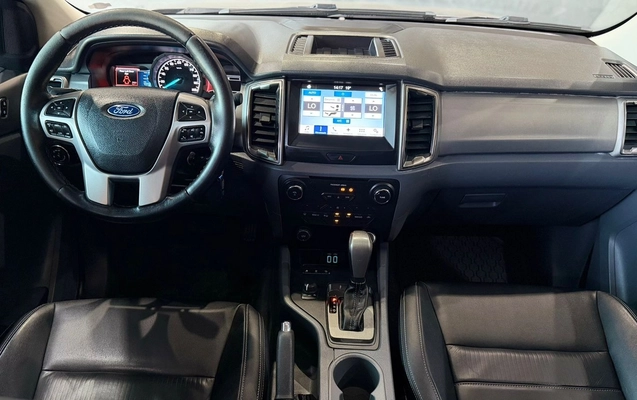 imagem-https://www.socarrao.com.br/sc-vehicle-images-prod/4261145/1790949874324-603fcd52-eece-4371-86a1-770f49bd962f.jpg