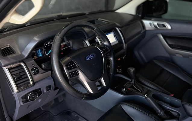 imagem-https://www.socarrao.com.br/sc-vehicle-images-prod/4261145/1790949874327-fd514d4c-8956-4baf-8de7-58d5f711427d.jpg