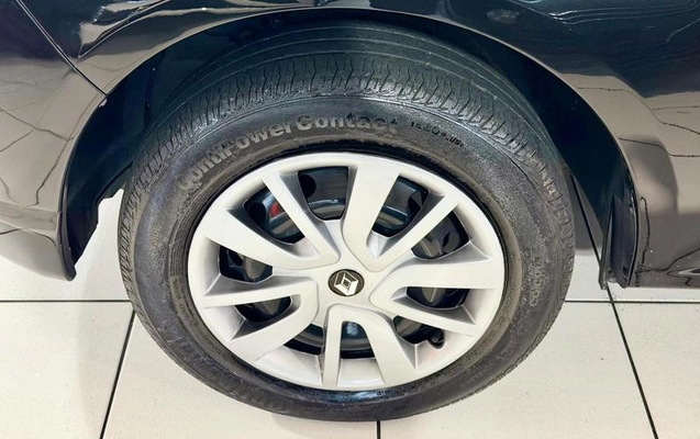 imagem-https://www.socarrao.com.br/sc-vehicle-images-prod/4261146/1791033747256-8525146_17_B_f3f1282f93.jpeg