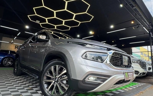 imagem-https://www.socarrao.com.br/sc-vehicle-images-prod/4261148/1791294522546-8536968_7_B_1a2005d36c.jpeg