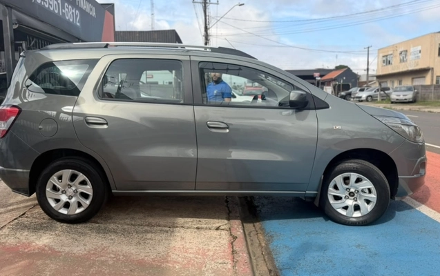 imagem-https://www.socarrao.com.br/sc-vehicle-images-prod/4261247/1790950668725-0EOkfvDa4zuL3SecPqWPWmeY542V3p9o.jpg