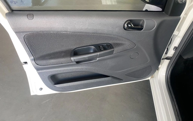 imagem-https://www.socarrao.com.br/sc-vehicle-images-prod/4261270/1791211196321-gb-22c95af.jpg