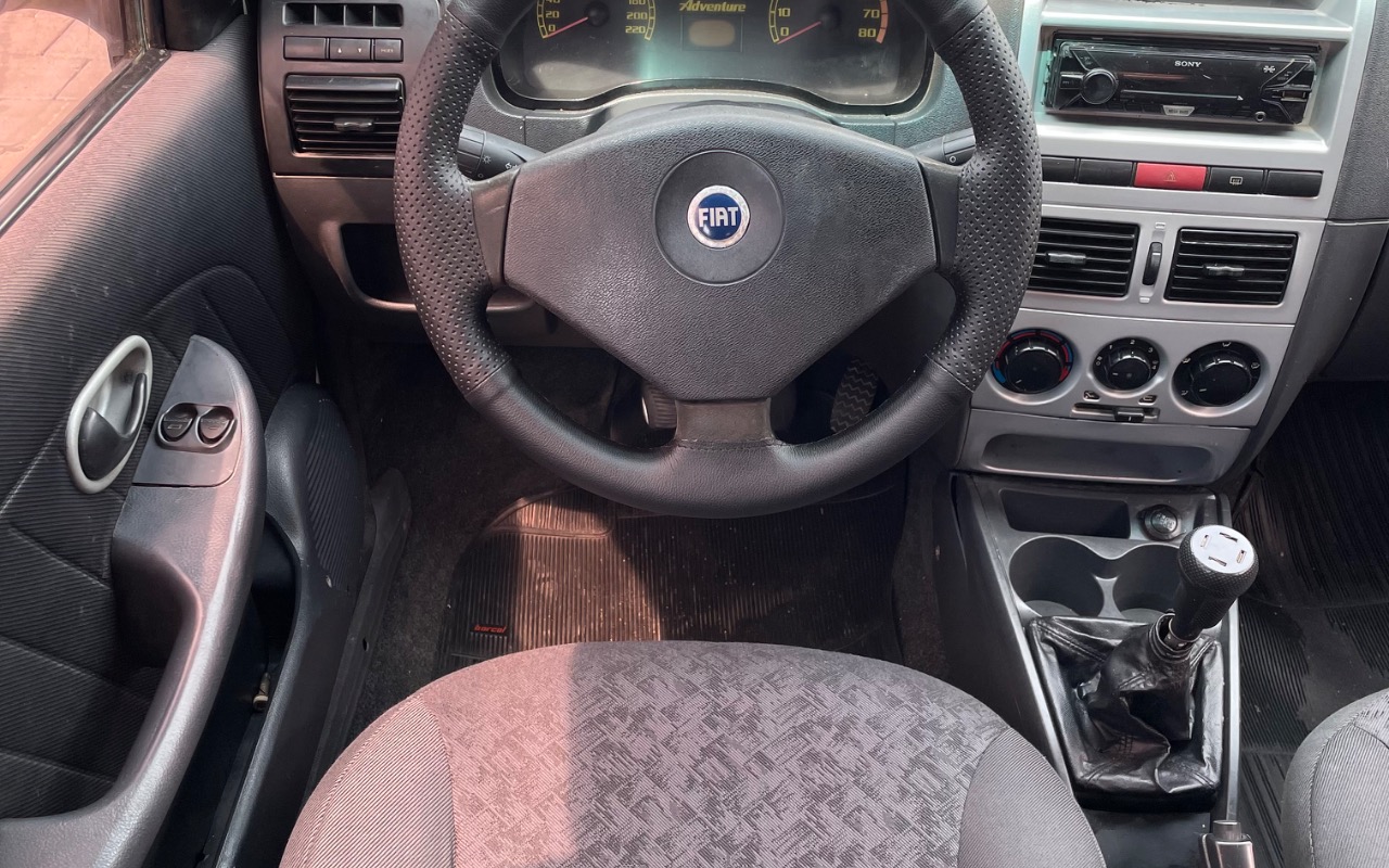 imagem-https://www.socarrao.com.br/sc-vehicle-images-prod/4261271/1790951877987-SU1HXzY2NTAuanBlZw.jpeg